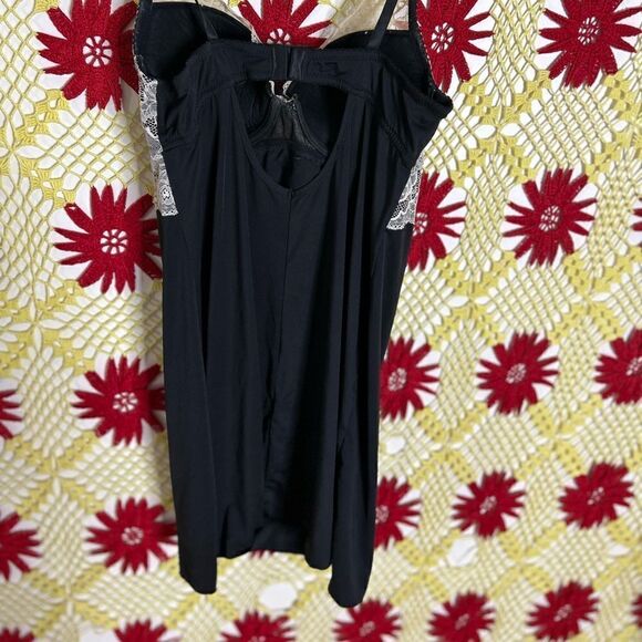 La Vie En Rose Shape wear Small - Picture 11 of 15